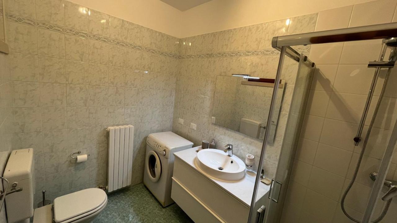 Green Apartment And Pools Desenzano del Garda Exterior foto